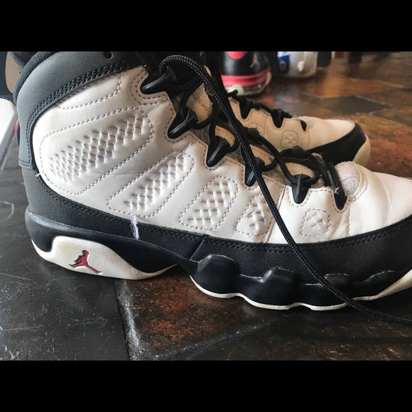 “Space Jam” Air Jordan Retro 9 OG White/Black 6Y - Picture 9 of 12